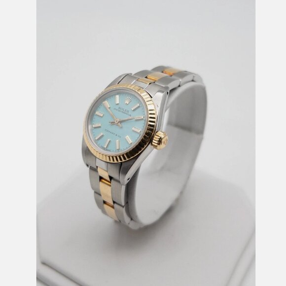 ROLEX Tiffany & Co Oyster Perpetual 18k Yellow Gold Lady Watch - Picture 2 of 6